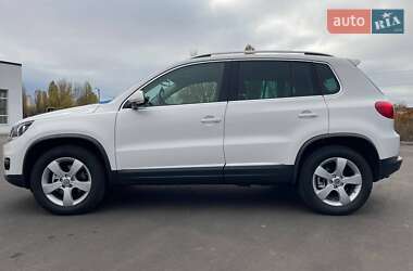 Внедорожник / Кроссовер Volkswagen Tiguan 2012 в Киеве