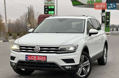 Позашляховик / Кросовер Volkswagen Tiguan 2018 в Хмельницькому