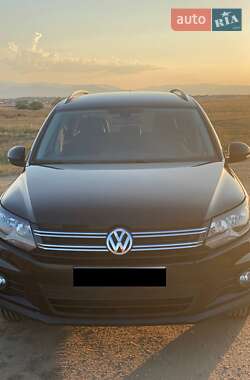 Внедорожник / Кроссовер Volkswagen Tiguan 2016 в Киеве