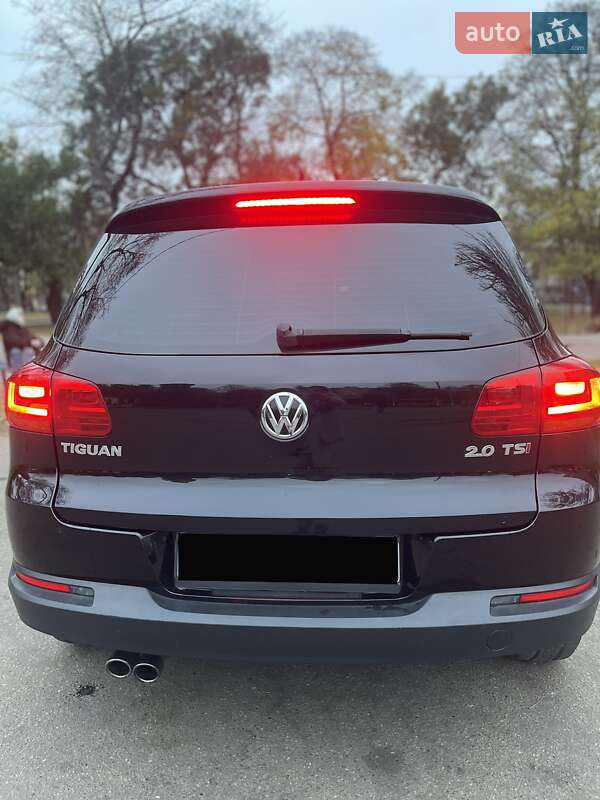 Внедорожник / Кроссовер Volkswagen Tiguan 2014 в Одессе