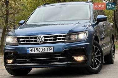 Внедорожник / Кроссовер Volkswagen Tiguan 2018 в Одессе