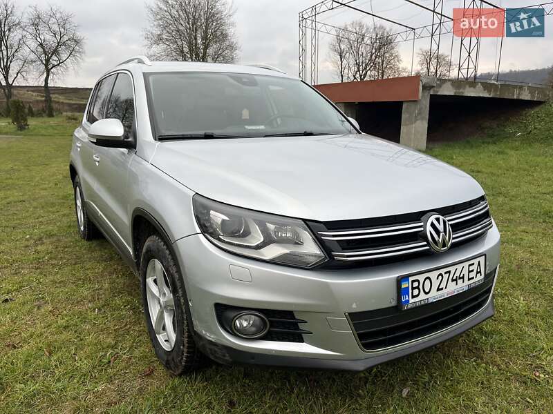 Внедорожник / Кроссовер Volkswagen Tiguan 2012 в Чорткове