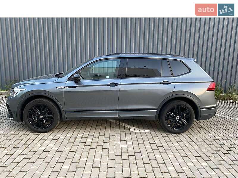 Позашляховик / Кросовер Volkswagen Tiguan 2022 в Києві