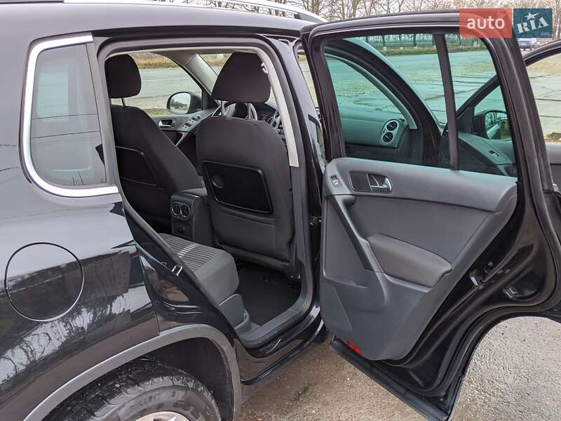 Внедорожник / Кроссовер Volkswagen Tiguan 2011 в Песчанке фото 17 Внедорожник / Кроссовер Volkswagen Tiguan 2011 в Песчанке