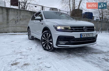 Позашляховик / Кросовер Volkswagen Tiguan 2018 в Києві