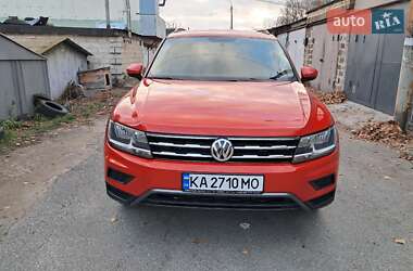 Внедорожник / Кроссовер Volkswagen Tiguan 2019 в Киеве