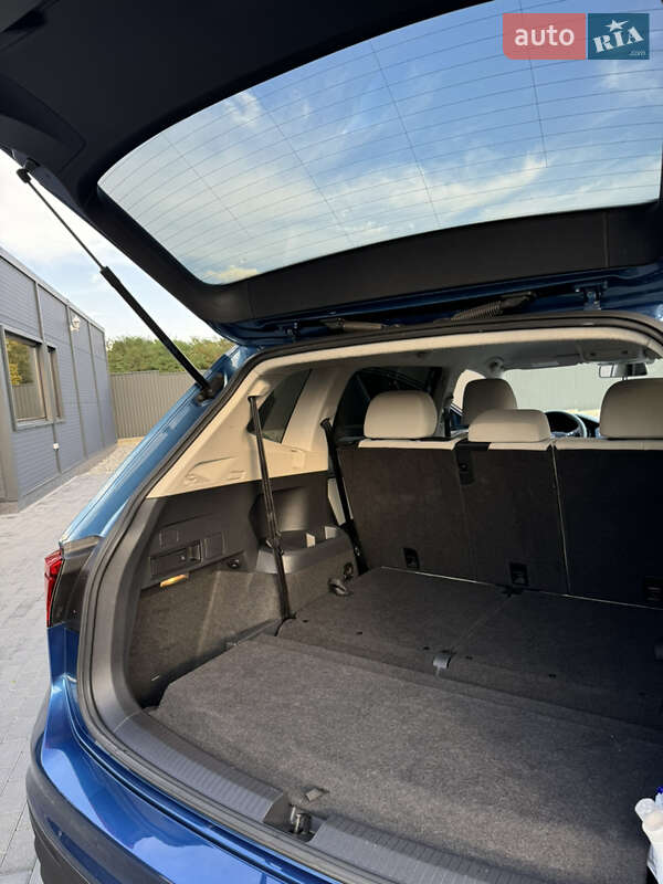 Внедорожник / Кроссовер Volkswagen Tiguan 2018 в Глыбокой