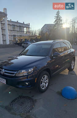 Внедорожник / Кроссовер Volkswagen Tiguan 2016 в Киеве