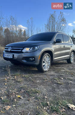 Позашляховик / Кросовер Volkswagen Tiguan 2012 в Києві