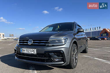 Позашляховик / Кросовер Volkswagen Tiguan 2019 в Одесі