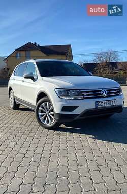 Позашляховик / Кросовер Volkswagen Tiguan 2018 в Городку