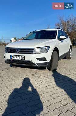 Внедорожник / Кроссовер Volkswagen Tiguan 2018 в Городке