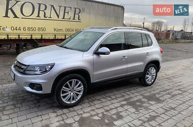 Внедорожник / Кроссовер Volkswagen Tiguan 2015 в Львове