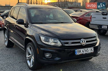 Внедорожник / Кроссовер Volkswagen Tiguan 2013 в Ровно