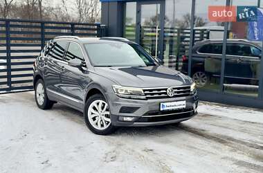 Позашляховик / Кросовер Volkswagen Tiguan 2018 в Рівному