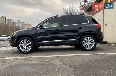 Внедорожник / Кроссовер Volkswagen Tiguan 2013 в Буче