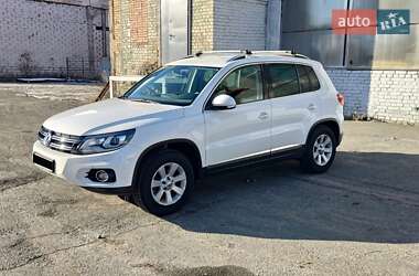 Позашляховик / Кросовер Volkswagen Tiguan 2012 в Києві