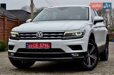 Внедорожник / Кроссовер Volkswagen Tiguan 2018 в Ровно