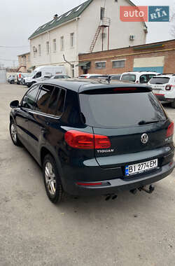 Внедорожник / Кроссовер Volkswagen Tiguan 2013 в Полтаве