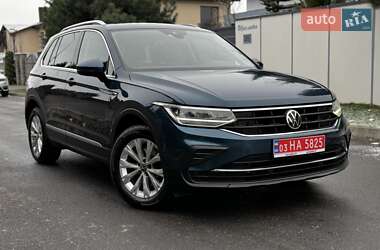 Внедорожник / Кроссовер Volkswagen Tiguan 2021 в Ровно