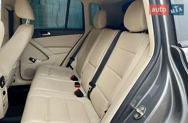 Внедорожник / Кроссовер Volkswagen Tiguan 2012 в Сумах