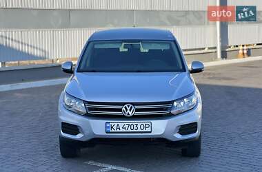 Внедорожник / Кроссовер Volkswagen Tiguan 2012 в Конотопе