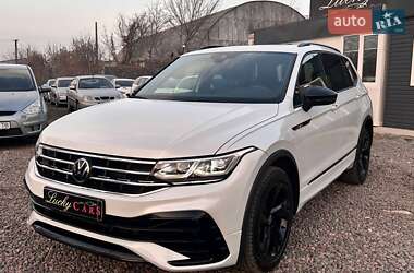 Позашляховик / Кросовер Volkswagen Tiguan 2022 в Одесі