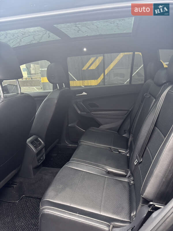 Внедорожник / Кроссовер Volkswagen Tiguan 2019 в Харькове