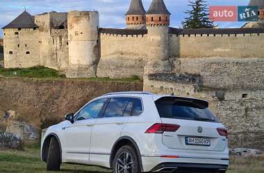 Позашляховик / Кросовер Volkswagen Tiguan 2019 в Львові