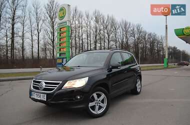 Внедорожник / Кроссовер Volkswagen Tiguan 2008 в Галиче