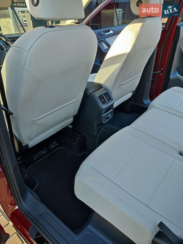 Внедорожник / Кроссовер Volkswagen Tiguan 2018 в Миргороде