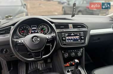 Позашляховик / Кросовер Volkswagen Tiguan 2018 в Житомирі