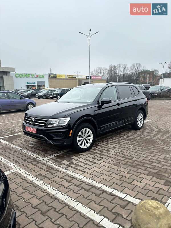 Позашляховик / Кросовер Volkswagen Tiguan 2018 в Житомирі