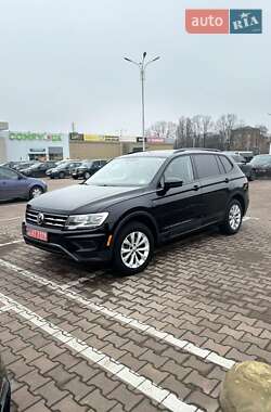 Позашляховик / Кросовер Volkswagen Tiguan 2018 в Житомирі