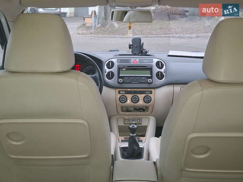 Внедорожник / Кроссовер Volkswagen Tiguan 2009 в Броварах