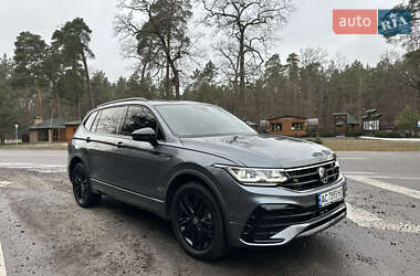 Позашляховик / Кросовер Volkswagen Tiguan 2022 в Луцьку