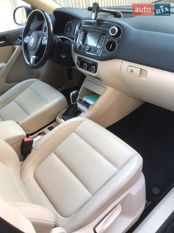 Внедорожник / Кроссовер Volkswagen Tiguan 2012 в Мукачево