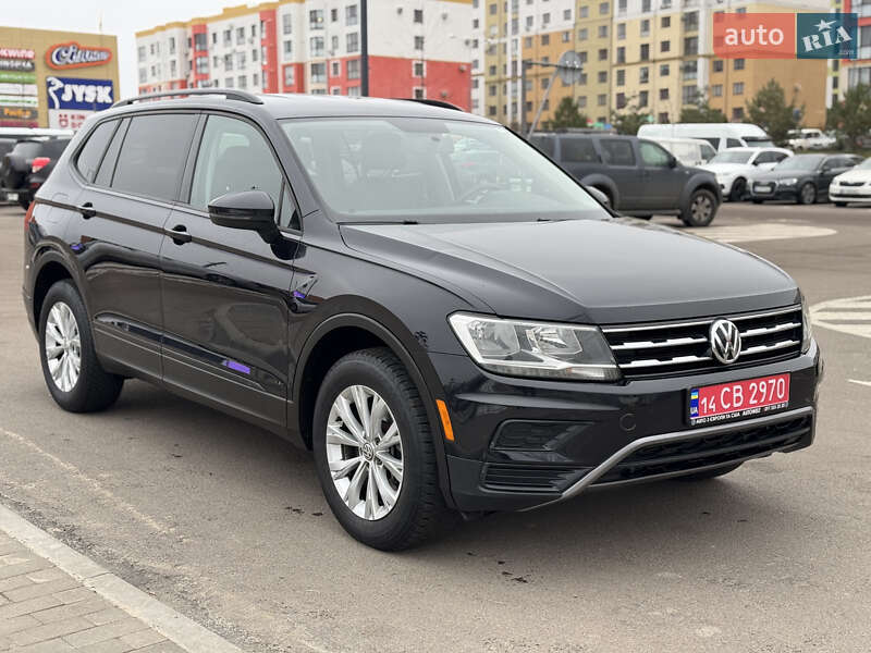 Внедорожник / Кроссовер Volkswagen Tiguan 2019 в Ровно