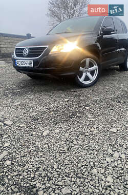 Внедорожник / Кроссовер Volkswagen Tiguan 2008 в 