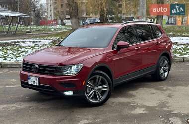 Внедорожник / Кроссовер Volkswagen Tiguan 2018 в Ивано-Франковске