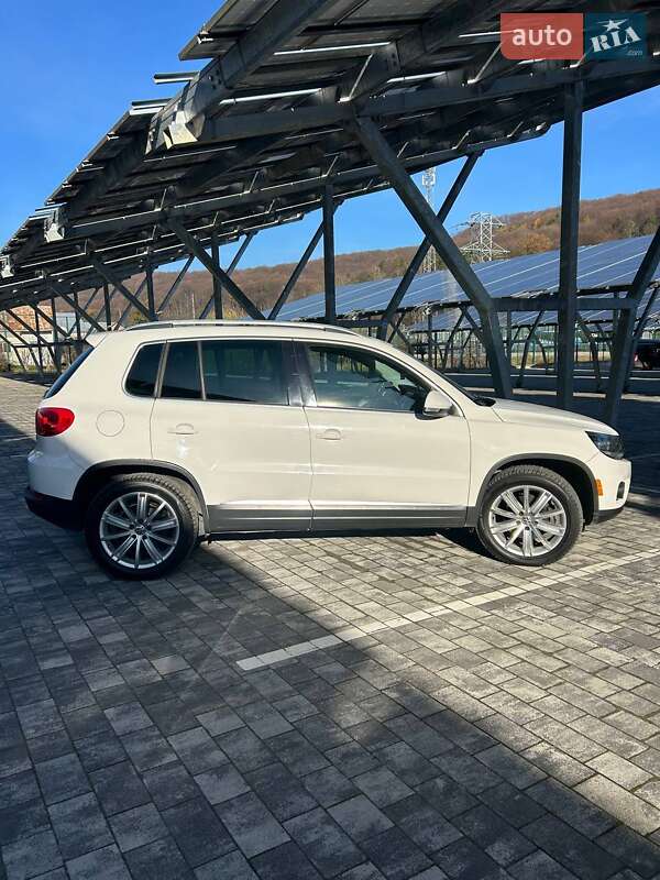Внедорожник / Кроссовер Volkswagen Tiguan 2012 в Львове