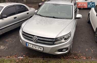 Внедорожник / Кроссовер Volkswagen Tiguan 2015 в Фастове