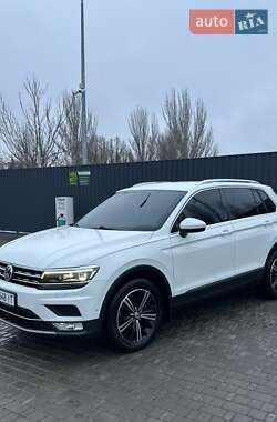 Позашляховик / Кросовер Volkswagen Tiguan 2017 в Кропивницькому