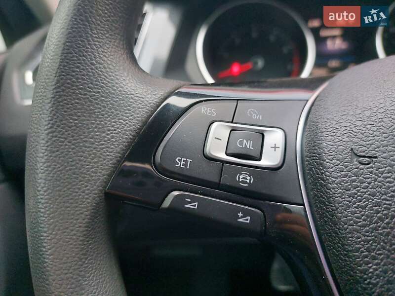 Внедорожник / Кроссовер Volkswagen Tiguan 2019 в Днепре