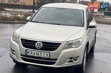 Внедорожник / Кроссовер Volkswagen Tiguan 2008 в Киеве