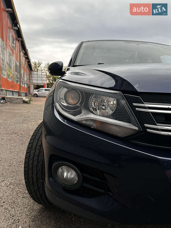 Внедорожник / Кроссовер Volkswagen Tiguan 2014 в Житомире