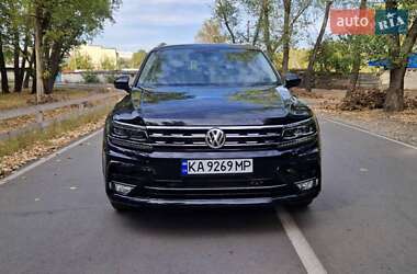 Внедорожник / Кроссовер Volkswagen Tiguan 2019 в Малине