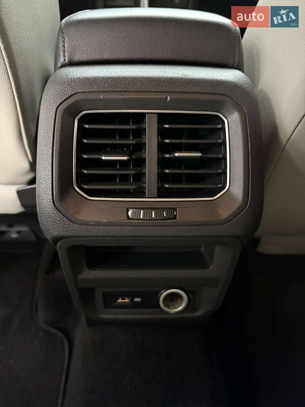 Внедорожник / Кроссовер Volkswagen Tiguan 2018 в Виннице фото 42 Внедорожник / Кроссовер Volkswagen Tiguan 2018 в Виннице