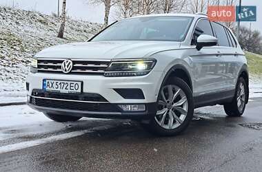 Позашляховик / Кросовер Volkswagen Tiguan 2017 в Києві