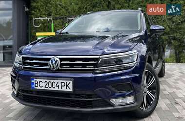 Позашляховик / Кросовер Volkswagen Tiguan 2017 в Львові